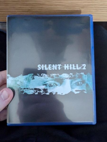 "Здесь была дыра": Диски с ремейком Silent Hill 2 для PlayStation 5 раньше времени оказались у игроков &mdash; берегитесь спойлеров